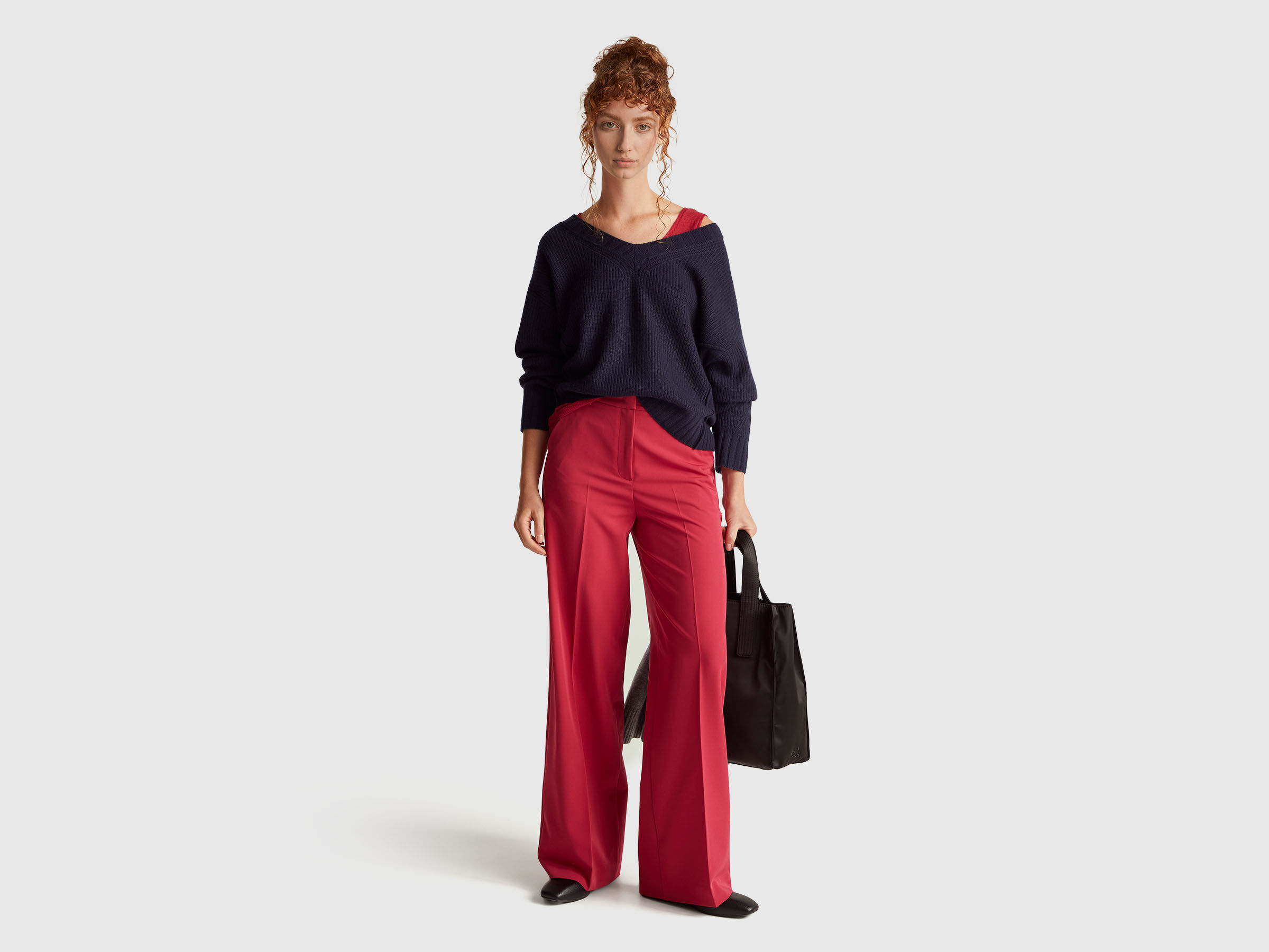 V NECK SWEATER L/S Women image number 3